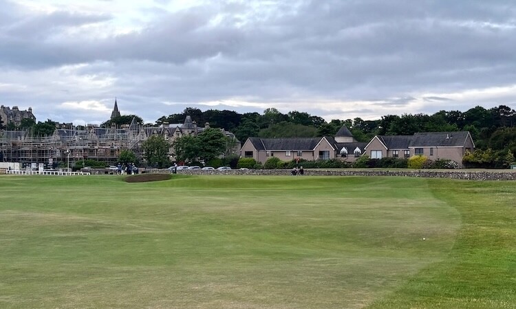Best time to play golf in Scotland
